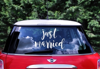 Nálepka na auto Just married